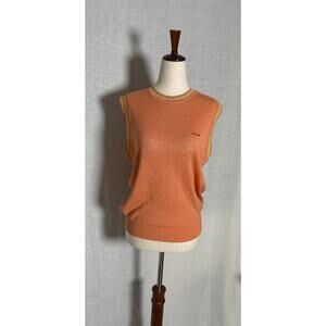 Vintage Guy Laroche Peach Sleeveless Knit Top 
No size tag - See Measurements